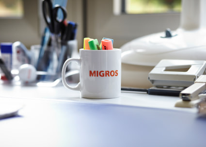 Surligneurs dans une tasse Surligneurs dans une tasse